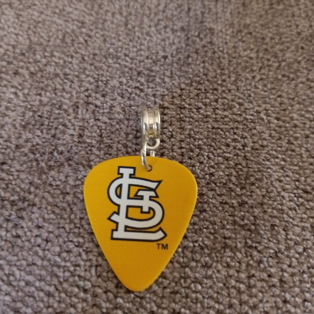 ST. LOUIS CARDINALS GUITAR PICK NECKLACE